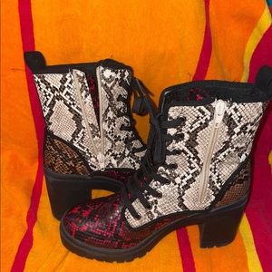 Women's snake skin boots  made by bamboo